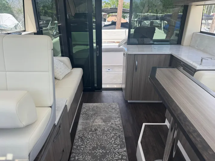 Perfect Alibi Yacht Photos Pics 