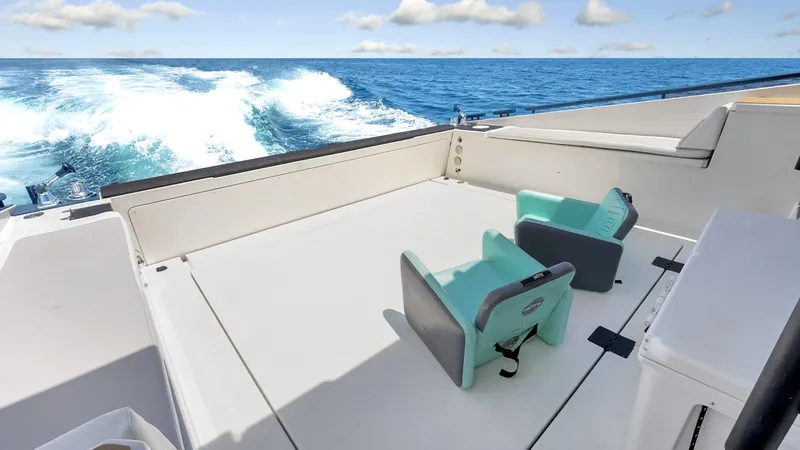 Go-n-hot Yacht Photos Pics 