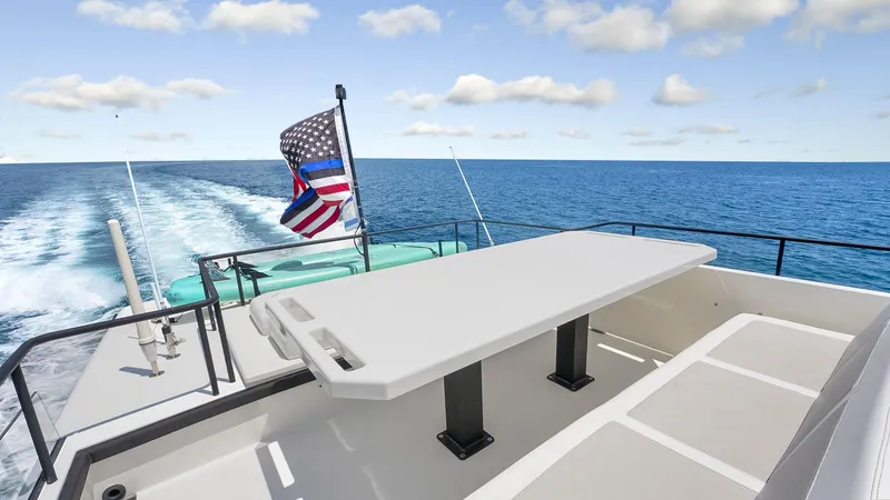 Go-n-hot Yacht Photos Pics 