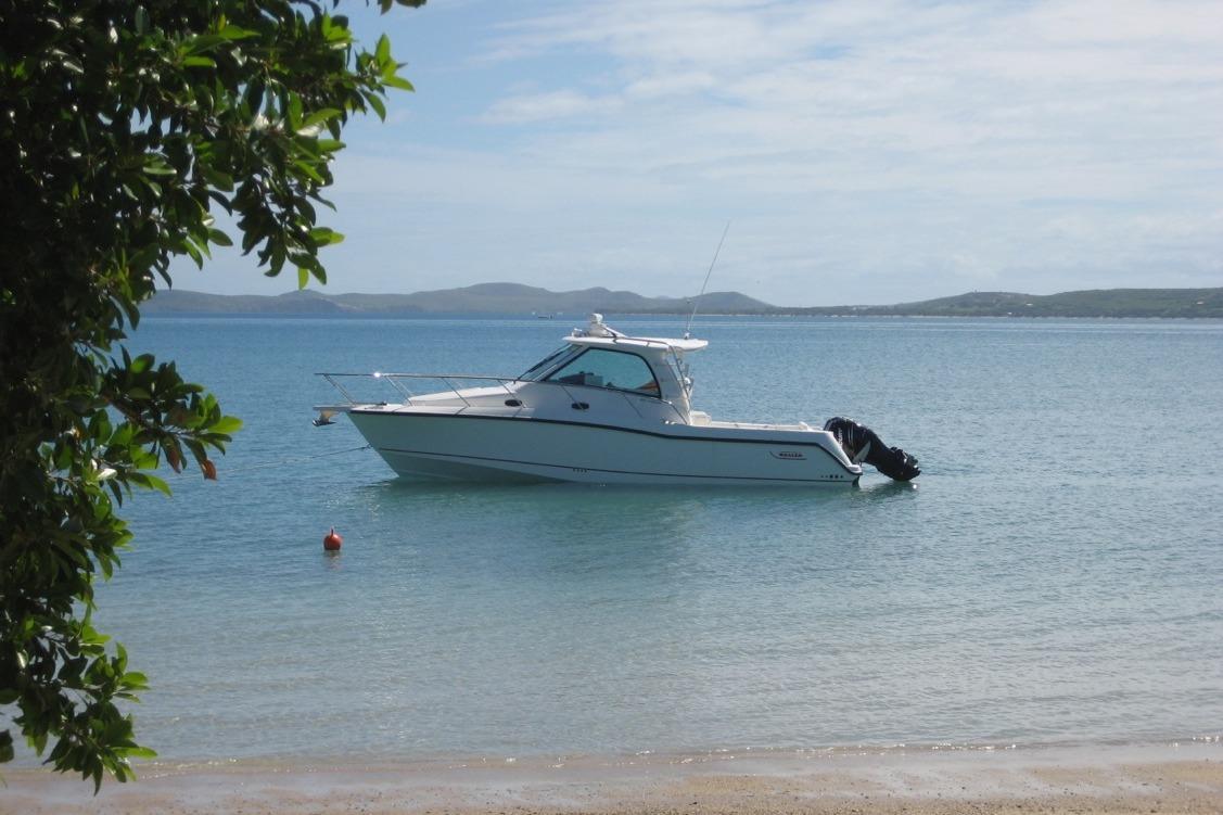 Boston Whaler 345 Conquest Pilothouse