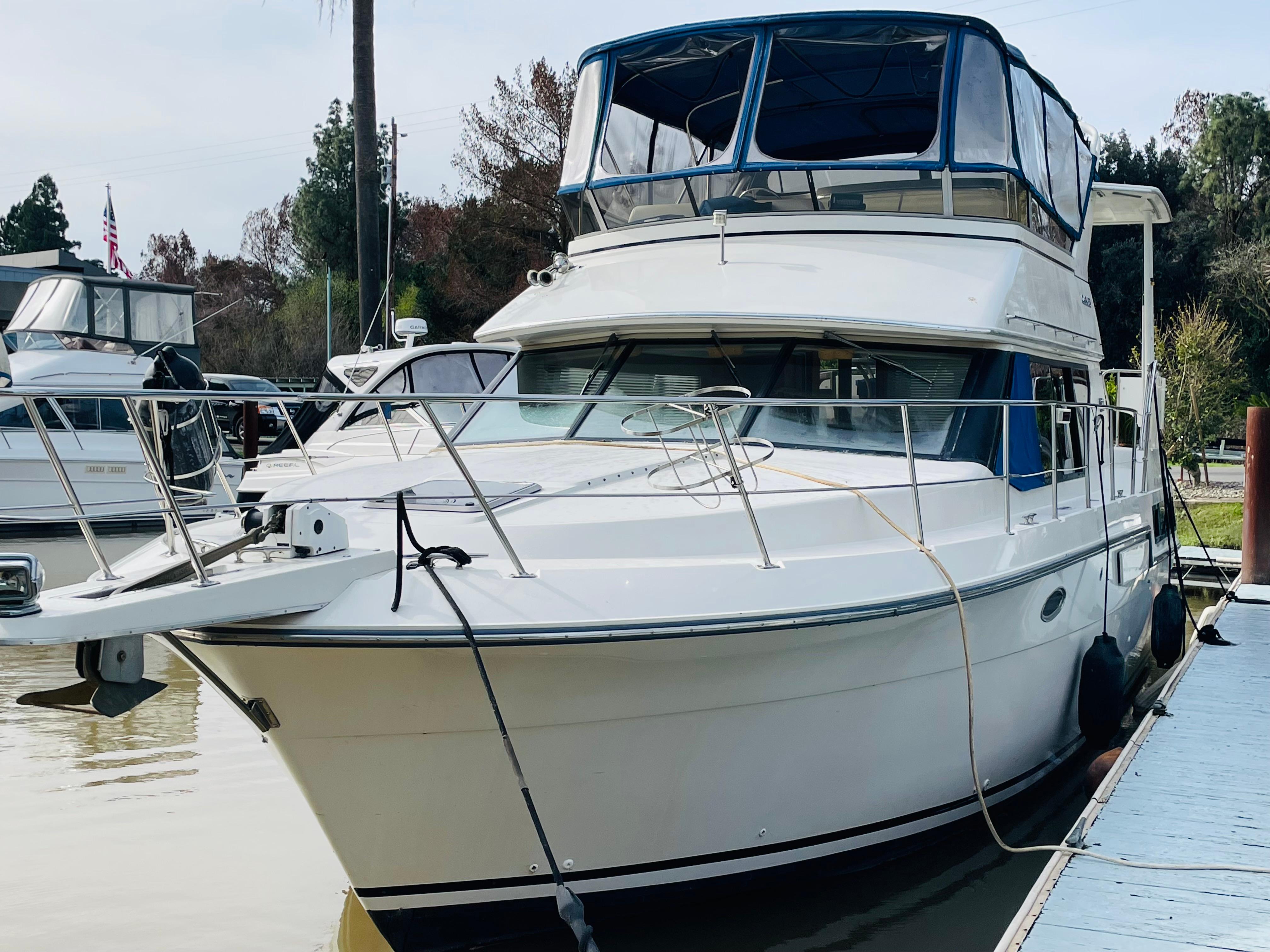 1992 Carver 36 Aft Cabin Motor Yacht Motorboot mit Achterkabine Kaufen ...