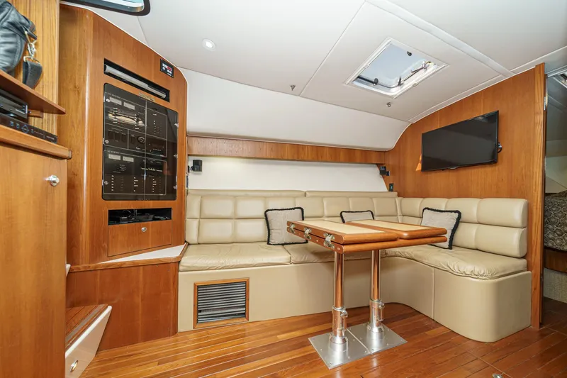 Vavoom! Yacht Photos Pics 