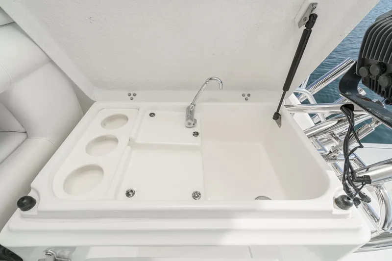 Vavoom! Yacht Photos Pics 