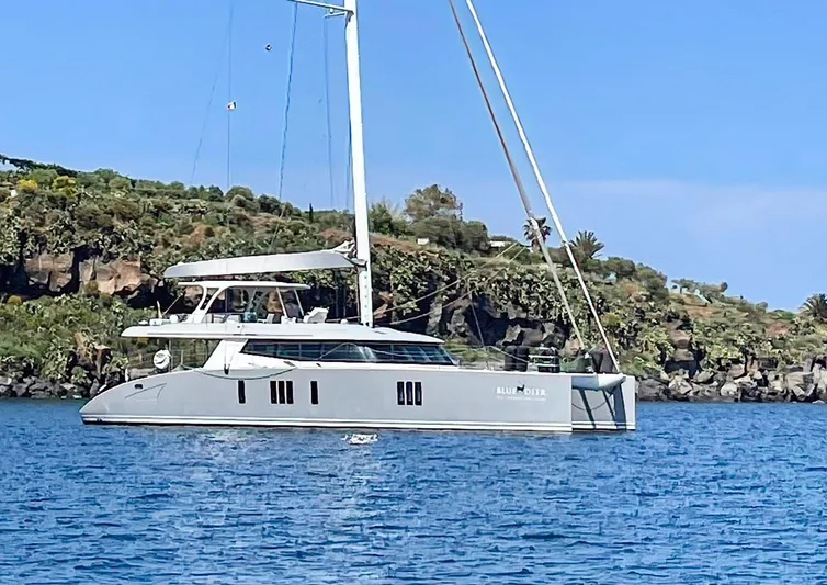 Blue Deer Yacht Photos Pics 
