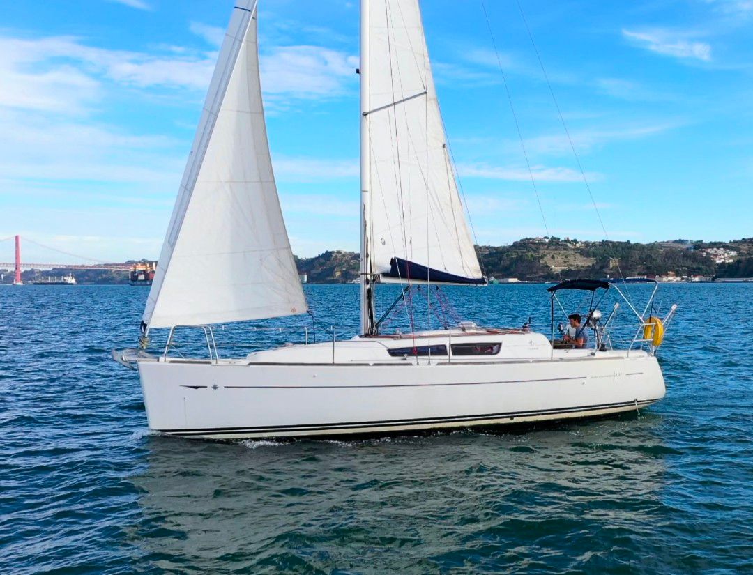 2012 Jeanneau Sun Odyssey 33i