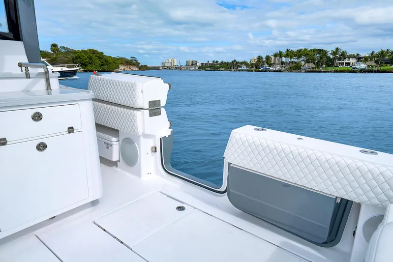 Pole Dancer Yacht Photos Pics 