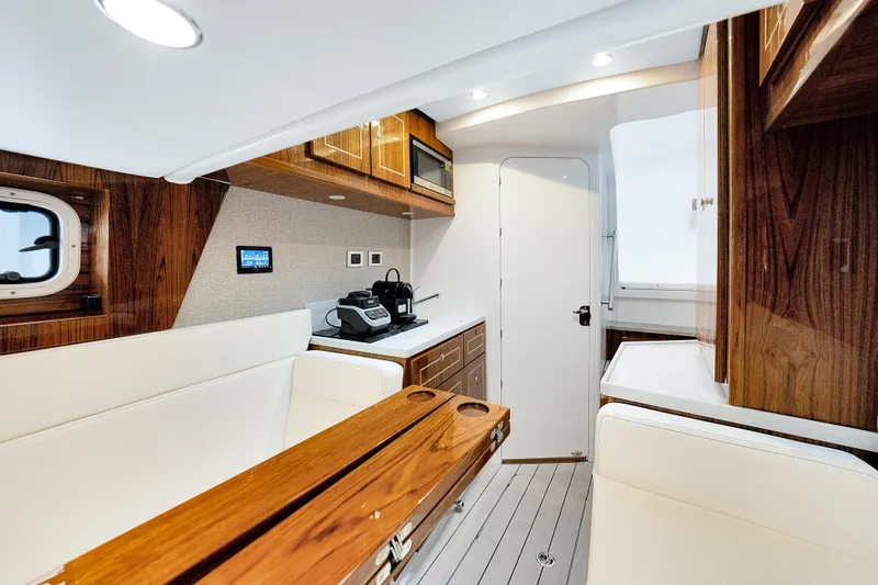 Pole Dancer Yacht Photos Pics 