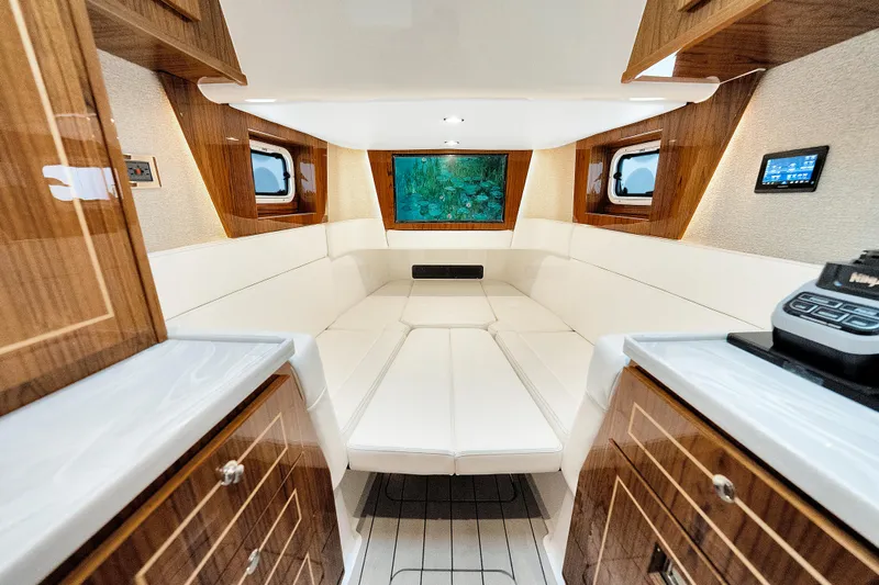 Pole Dancer Yacht Photos Pics 