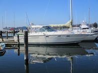 1997 Pursuit 3100 Express Fisherman