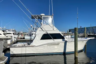 Hatteras 36 Convertible