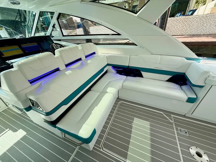  Yacht Photos Pics 2021 FORMULA 430 ASC - Image 28