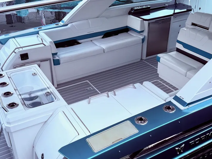  Yacht Photos Pics 2021 FORMULA 430 ASC - Image 10