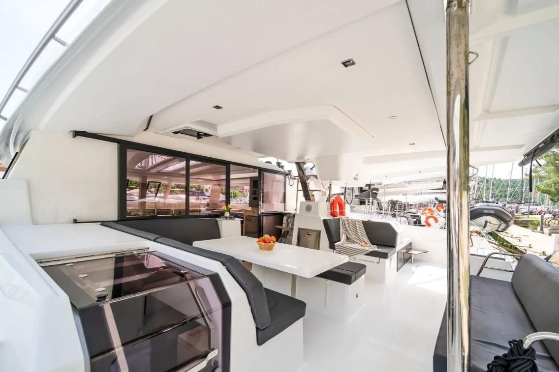 2025 Fountaine Pajot 45 