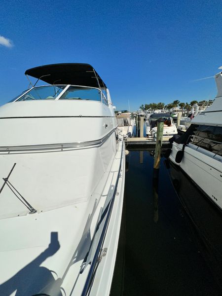 1999 Carver 450 Pilothouse