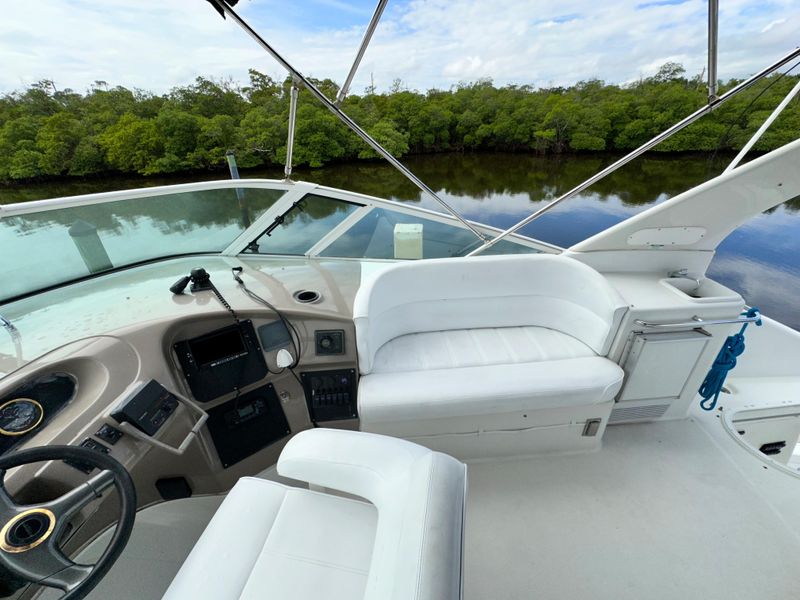 1999 Carver 450 Pilothouse