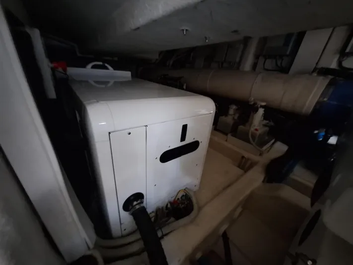 Vida II Yacht Photos Pics 