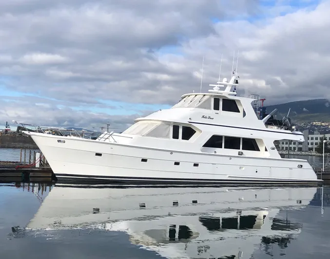 Folie Deux Yacht Photos Pics 