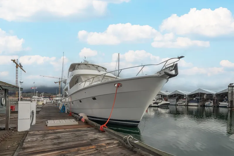 Folie Deux Yacht Photos Pics 