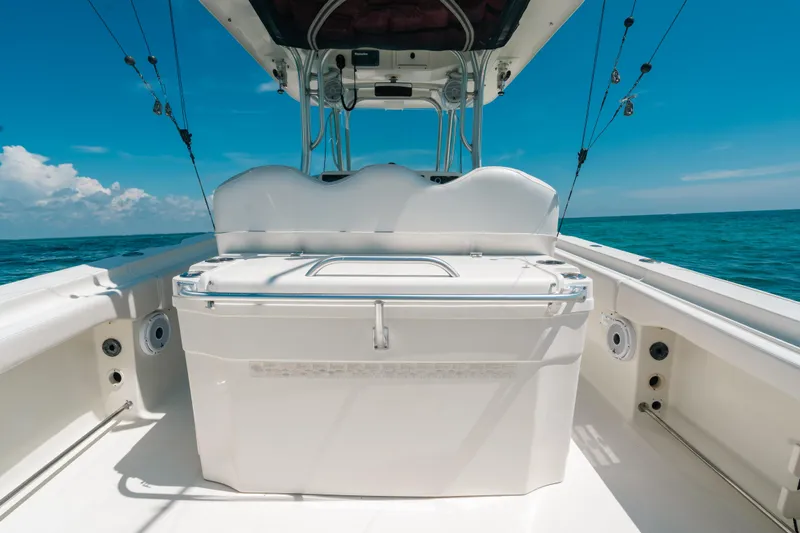  Yacht Photos Pics 2008 Hydra-Sports Vector 3300 CC boat interior with ocean backdrop.