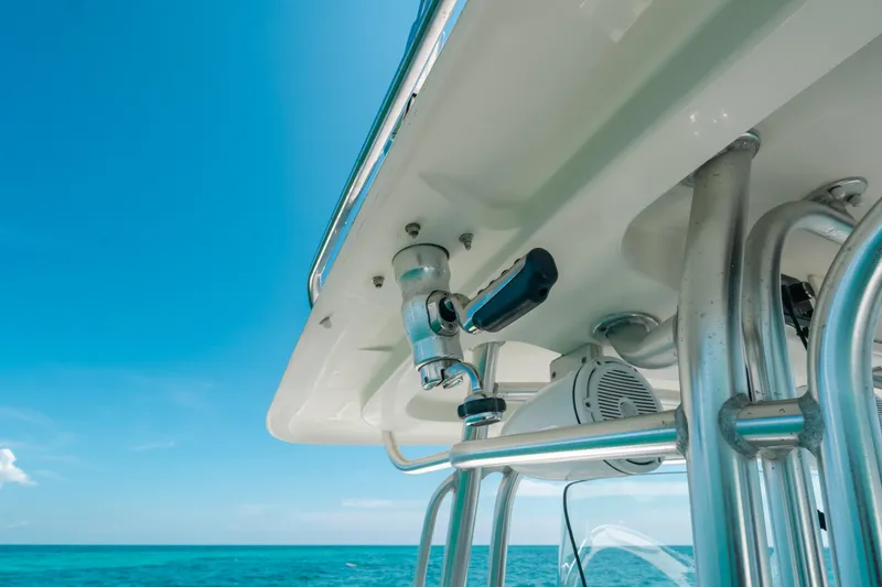  Yacht Photos Pics 2008 Hydra-Sports Vector 3300 CC boat detail against clear blue sky and ocean.
