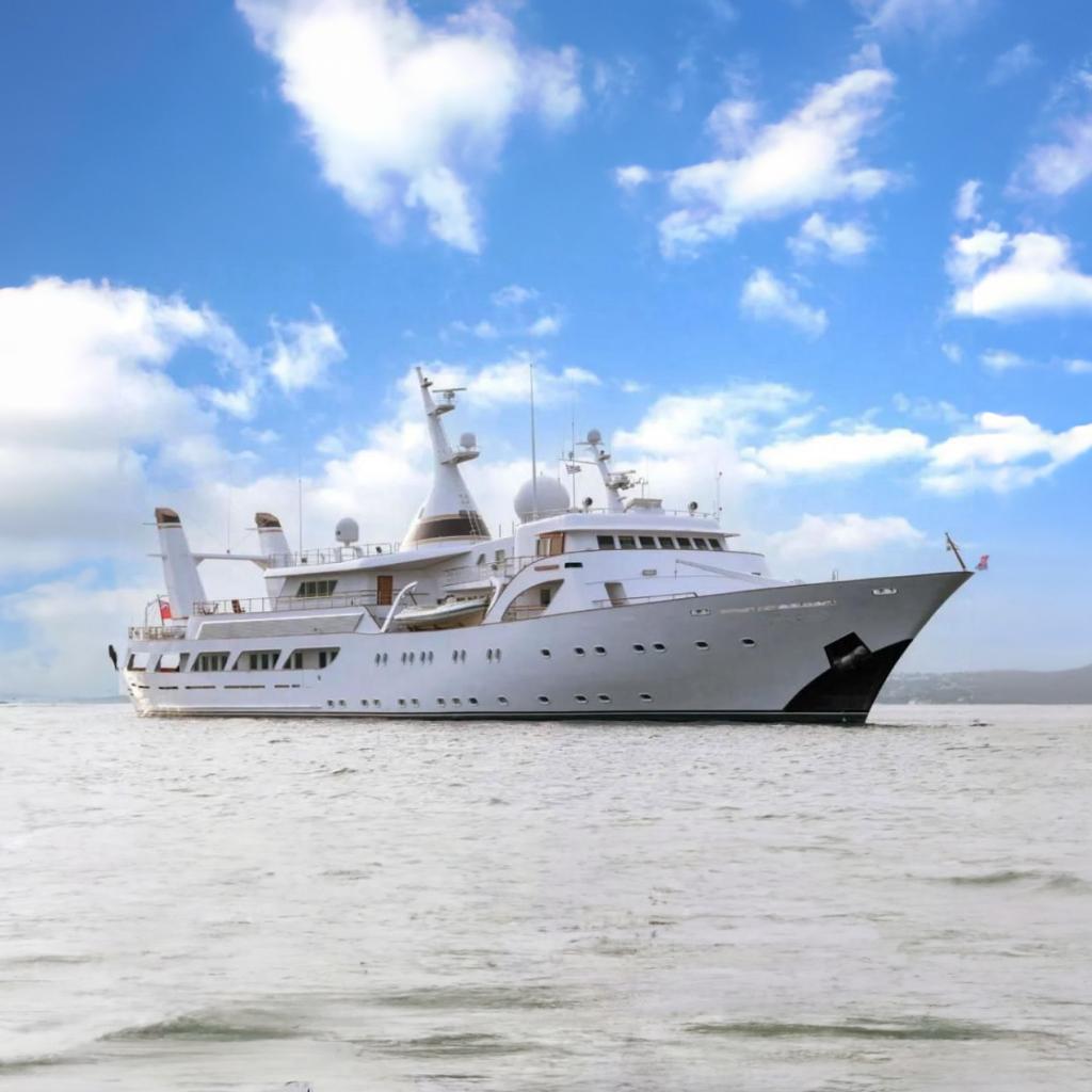 Custom Classic Mega Yacht 76m Rinaldo Gastaldi