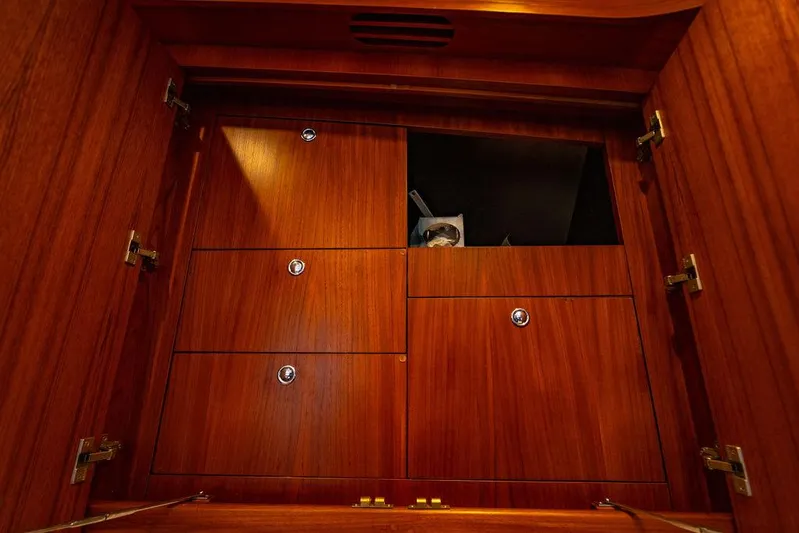 Sea D Yacht Photos Pics 