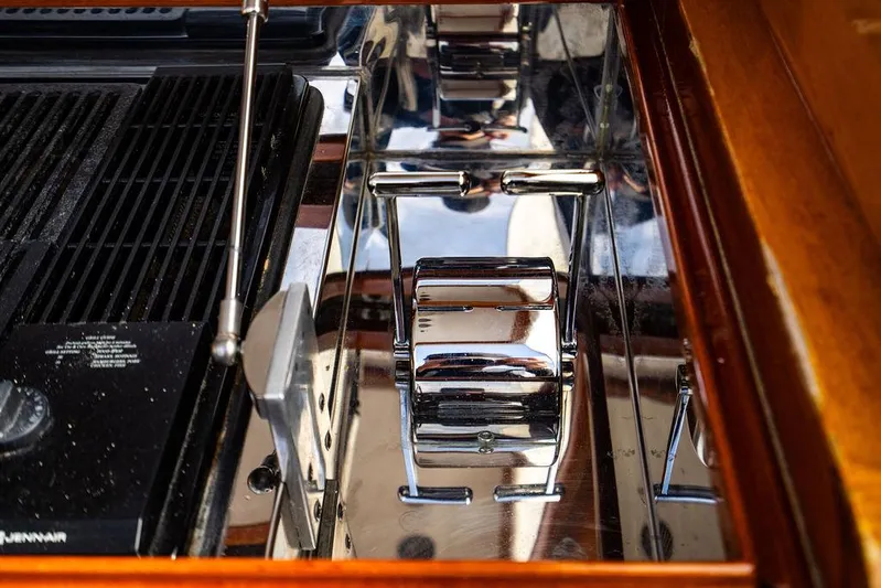 Sea D Yacht Photos Pics 