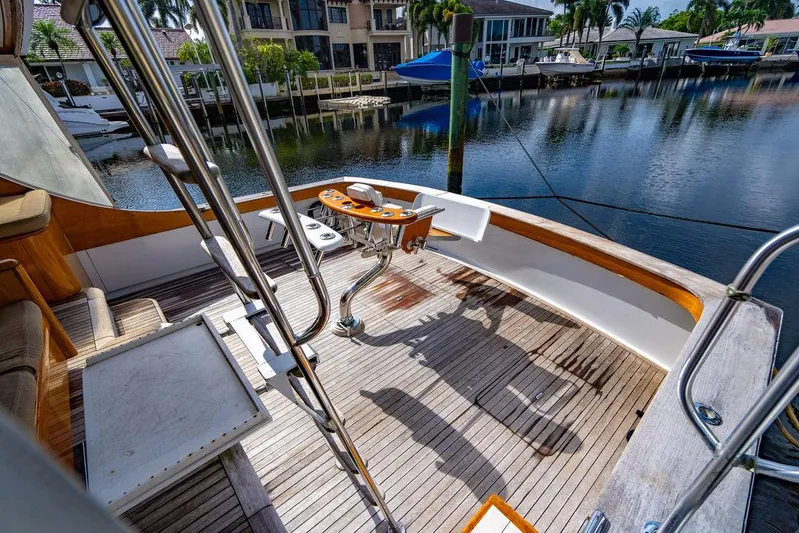 Sea D Yacht Photos Pics 