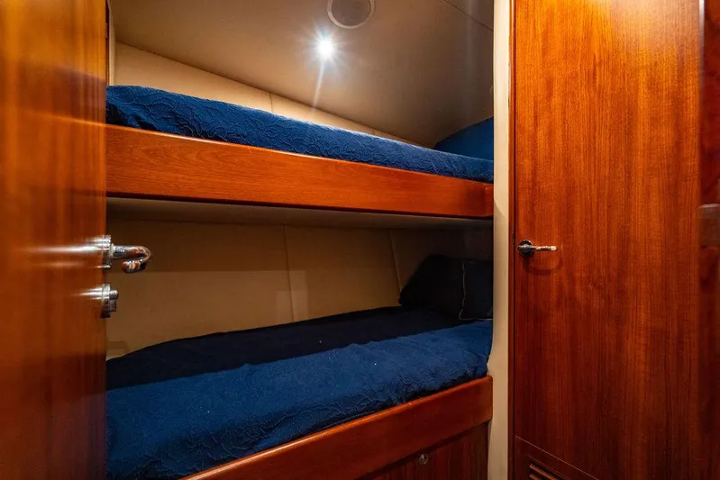 Sea D Yacht Photos Pics 