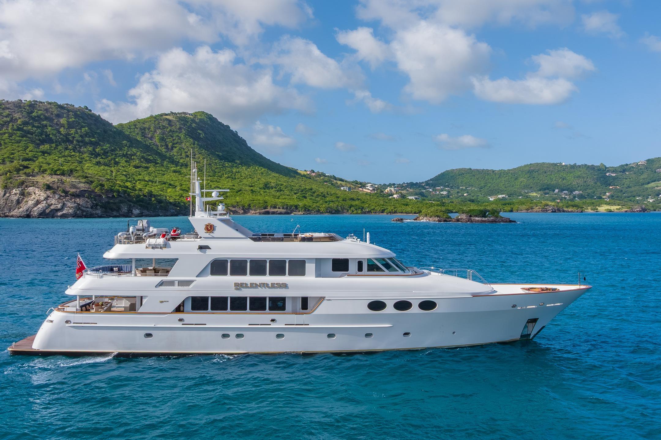 Trinity Yachts Tri-Deck MY