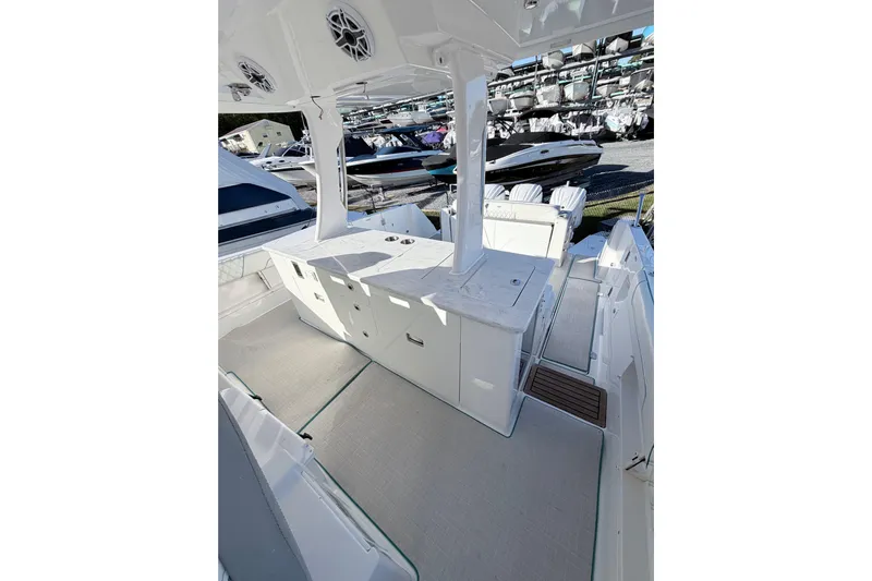  Yacht Photos Pics 2022 Regal 38 SAV boat interior with sleek design and modern amenities.