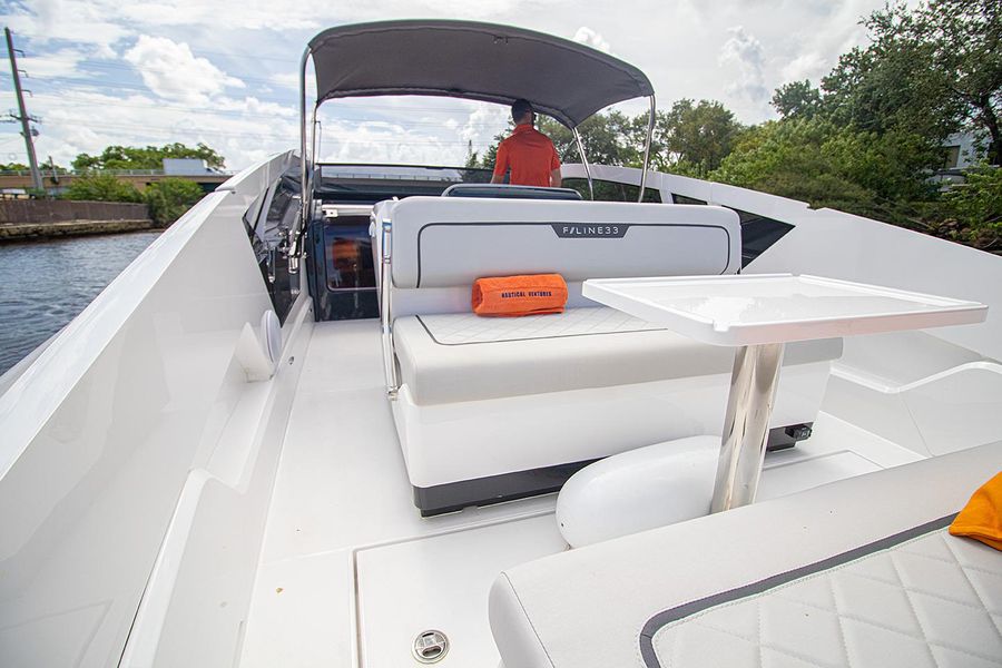 2021 Fairline F Line 33