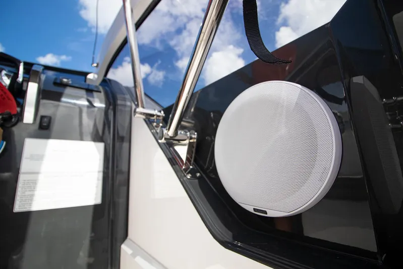 Yacht Photos Pics Close-up of a 2021 Fairline F Line 33 boat speaker system.