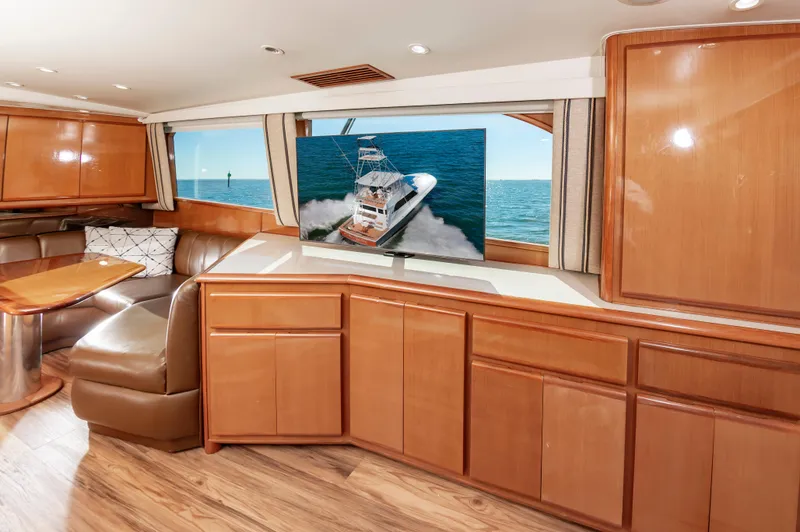 Ellie Wins Yacht Photos Pics 