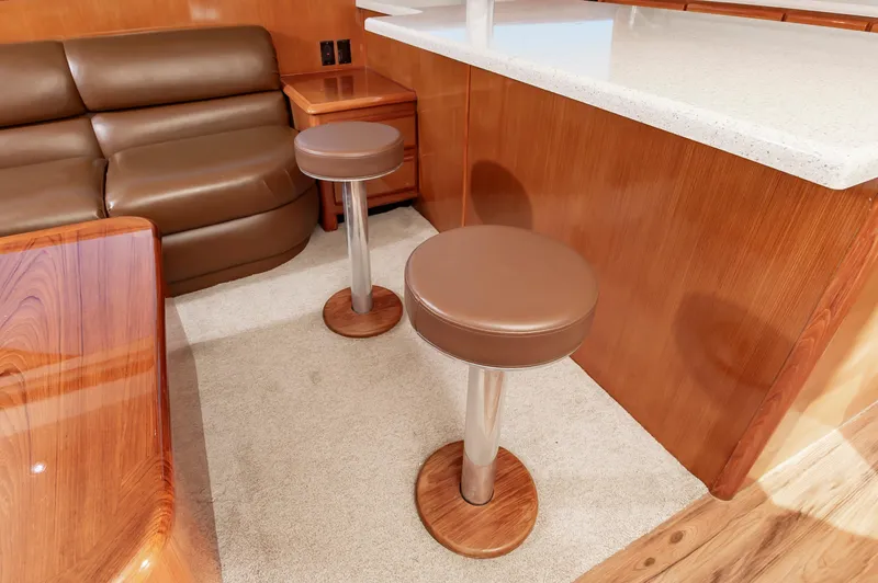 Ellie Wins Yacht Photos Pics 