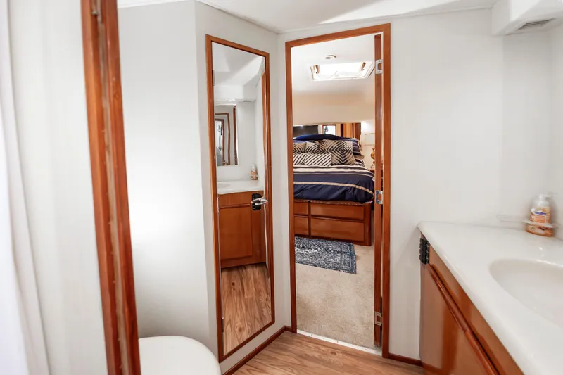 Ellie Wins Yacht Photos Pics 