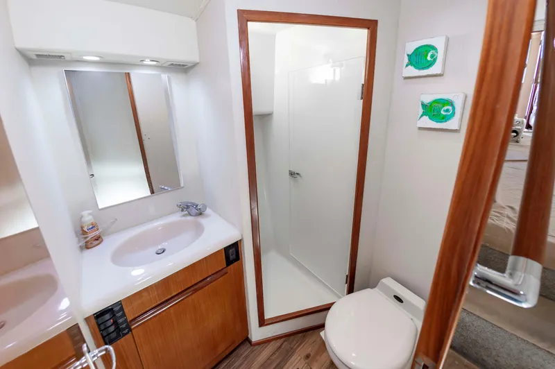 Ellie Wins Yacht Photos Pics 