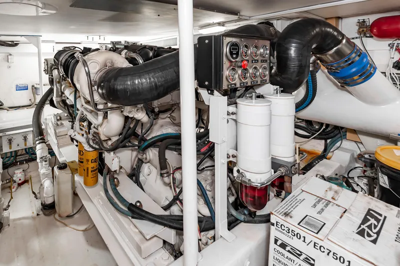 Ellie Wins Yacht Photos Pics 