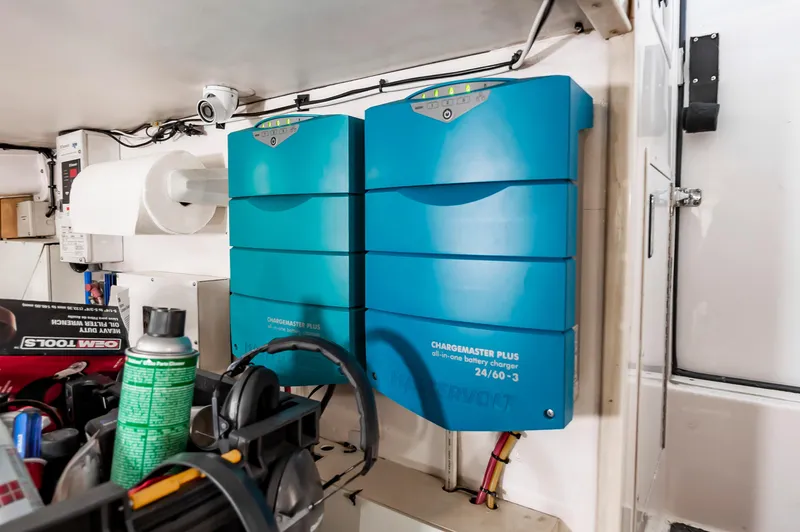 Ellie Wins Yacht Photos Pics 