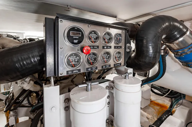 Ellie Wins Yacht Photos Pics 