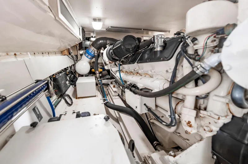 Ellie Wins Yacht Photos Pics 