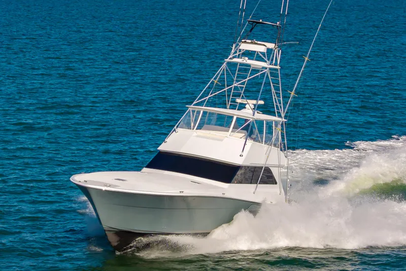 Ellie Wins Yacht Photos Pics 