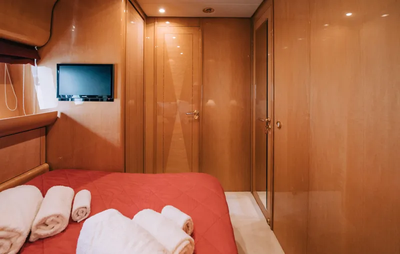 Atrato Yacht Photos Pics 