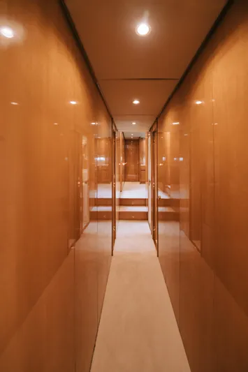 Atrato Yacht Photos Pics 