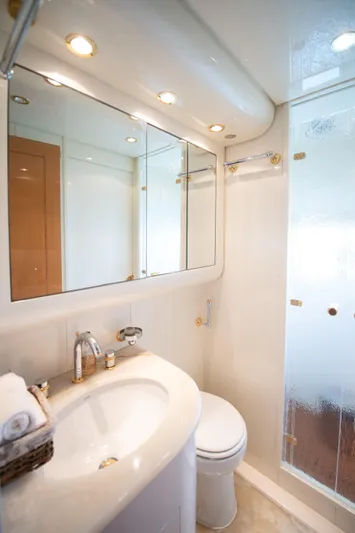 Atrato Yacht Photos Pics 