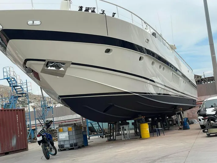 Atrato Yacht Photos Pics 