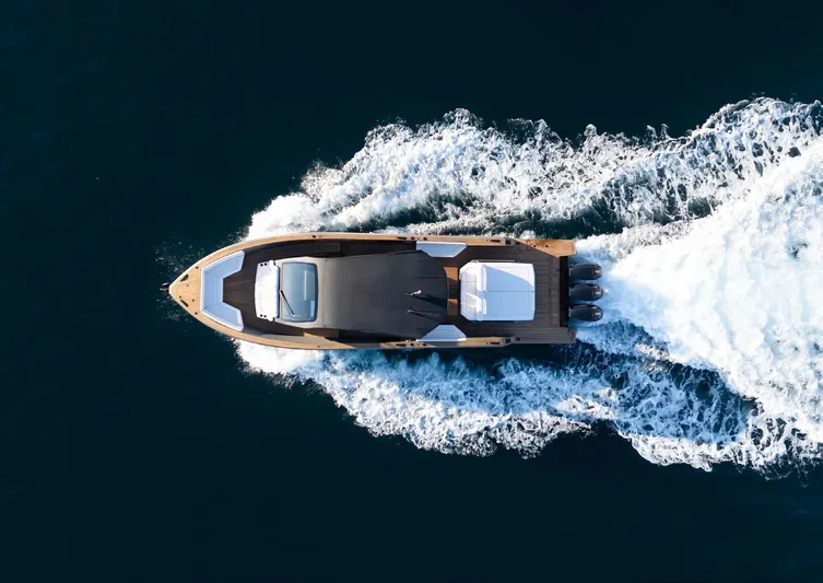 Max44r Yacht Photos Pics 
