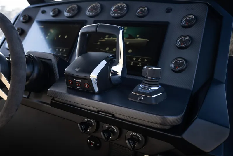 Max44r Yacht Photos Pics Control panel of 2025 Maxim Yachts MAX44R, featuring advanced navigation instruments.