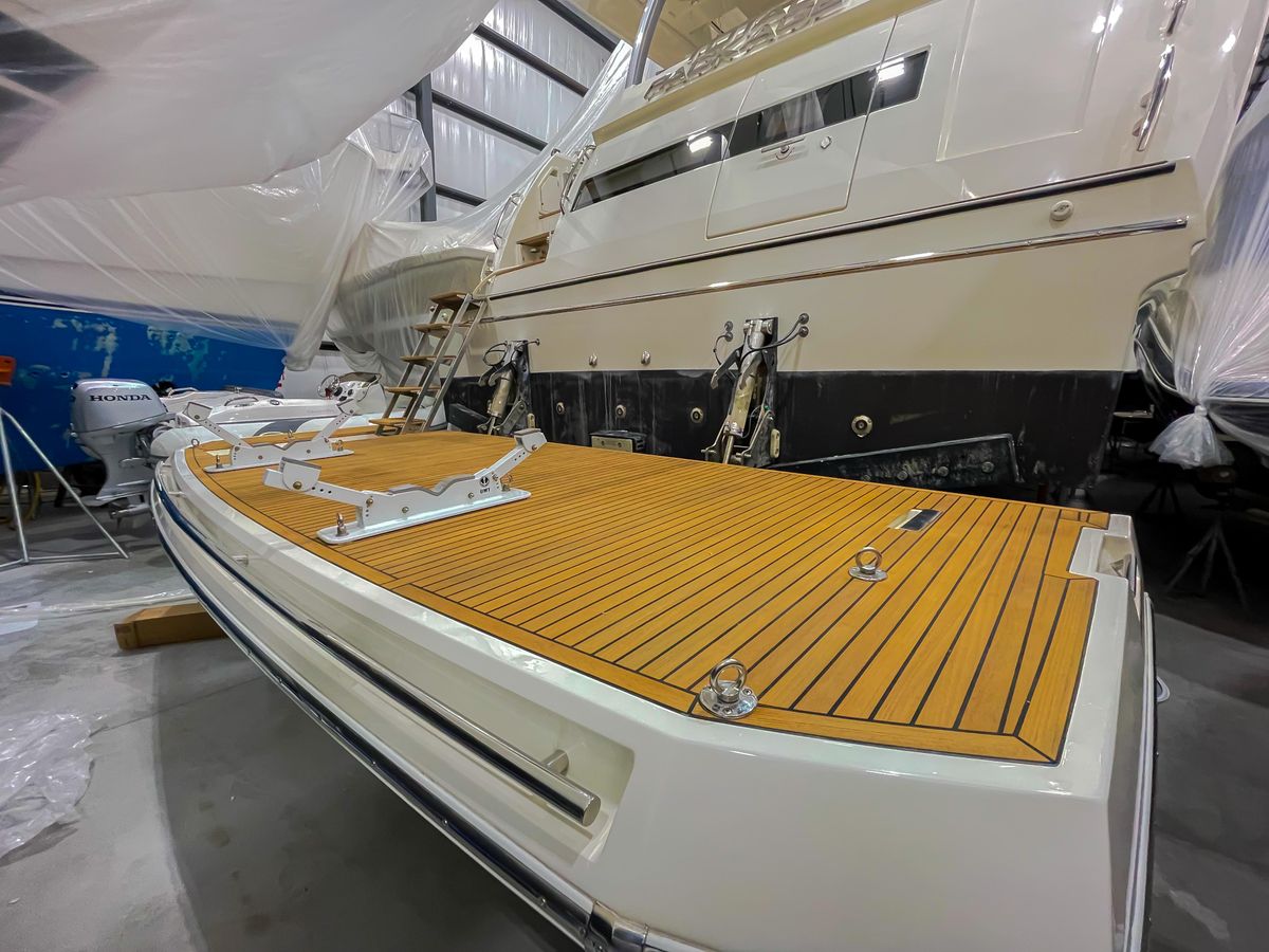 2016 Prestige 68 