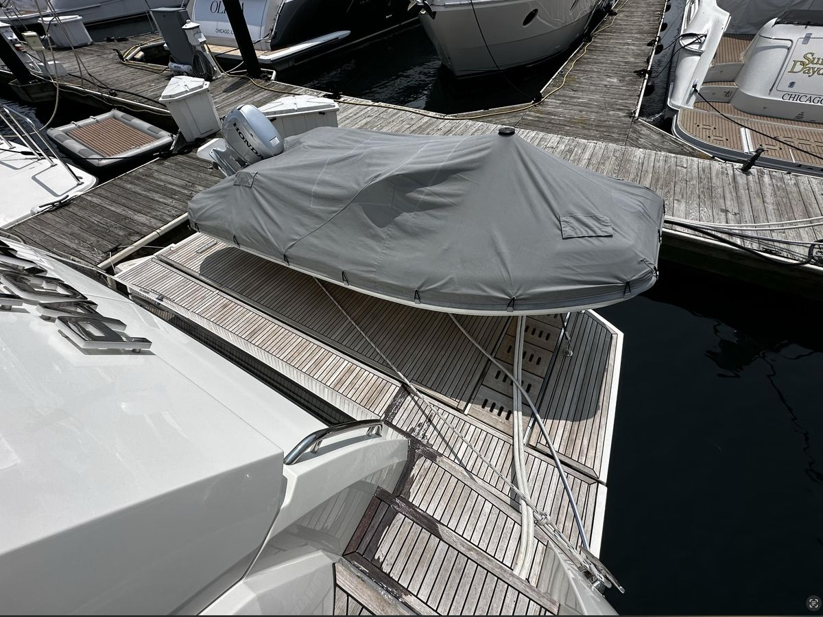 2016 Prestige 68 